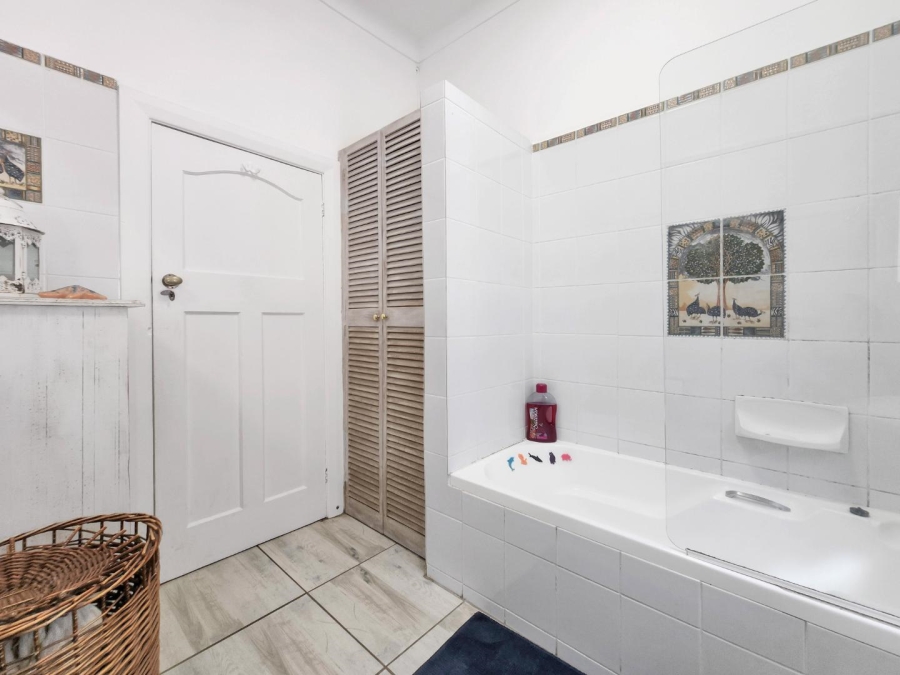 6 Bedroom Property for Sale in Muizenberg Western Cape